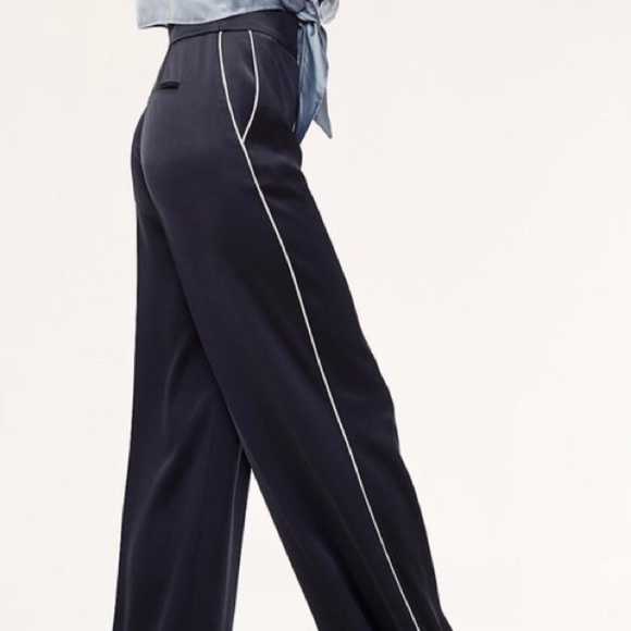 Aritzia Wilfred Clarisse Satin Wide Leg Pants - Picture 3 of 6